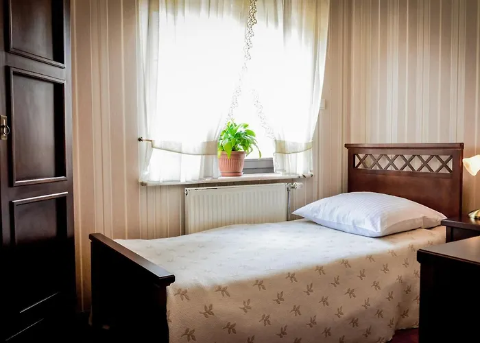 Koloseum 酒店 图雷克